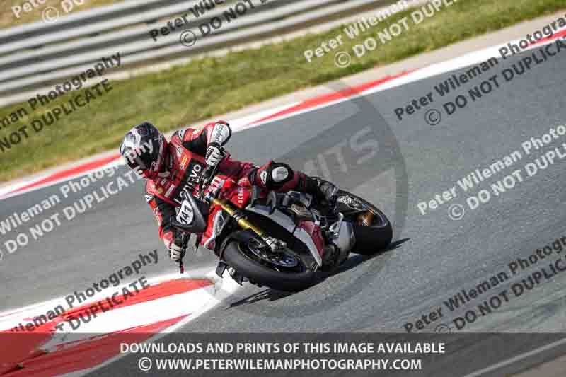 cadwell no limits trackday;cadwell park;cadwell park photographs;cadwell trackday photographs;enduro digital images;event digital images;eventdigitalimages;navarra;no limits trackdays;peter wileman photography;racing digital images;trackday digital images;trackday photos